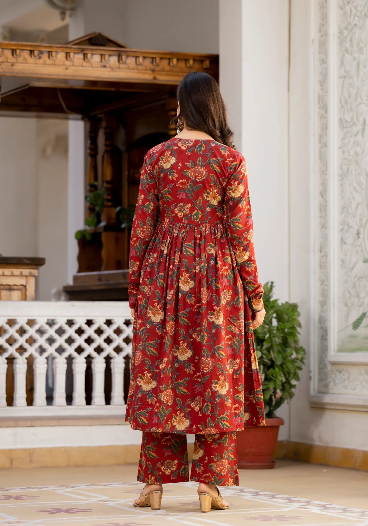 Bagh Suit Set with Full Sleeves & Flared Design